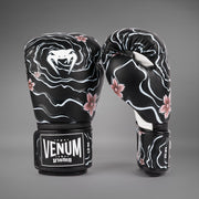 Gants de Boxe Venum x Tawanchay – Noir/Blanc