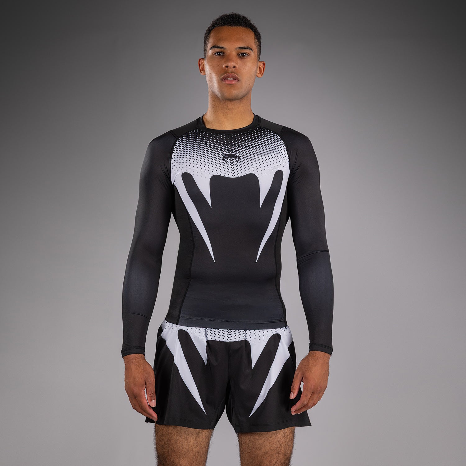 Rashguard Venum No Gi - Noir/Blanc
