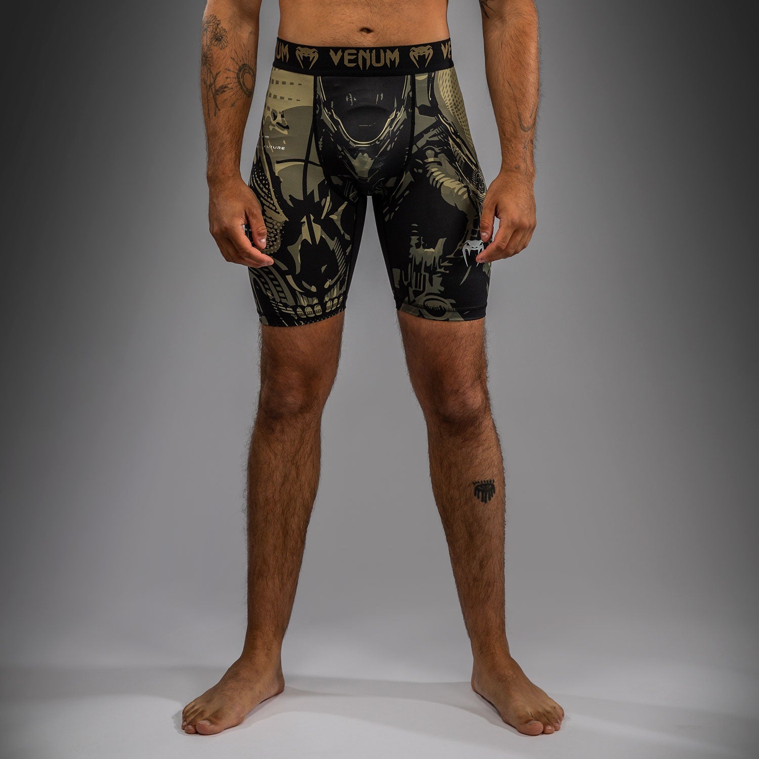 Short de compression Venum Invader - Noir/Sable